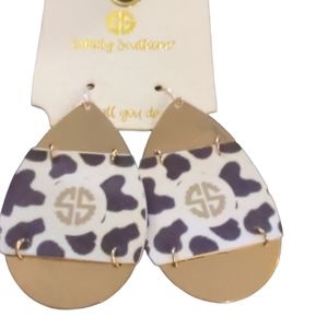 Simply Southern dangle earrings